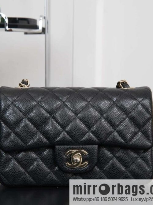 ℂ𝔽 𝗖𝗹𝗮𝘀𝘀𝗶𝗰 𝗙𝗹𝗮𝗽 | Litchi pattern black gold 🖤 A01116