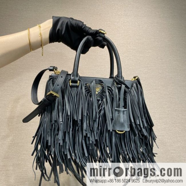 PRADA 🎉 new tassel bag 🎉 1BA896 calfskin 🎉🎉 black