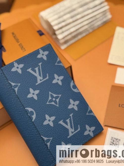 LV M31030 \"Special Free\"