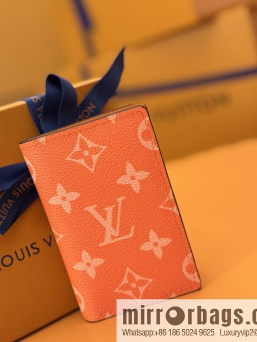 LV M31041 \"Special Free\"
