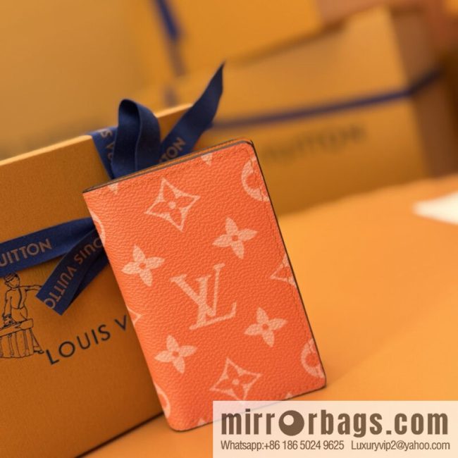 LV M31041 \"Special Free\"