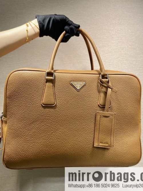 PRADA 🎉 new briefcase 🎉 2VE027 with lock 🎉🎉 caramel color