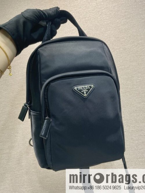 PRADA 🎉 new breast bag 🎉🎉 2VZ116 🎉🎉 black