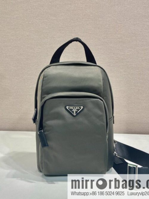 PRADA 🎉 new breast bag 🎉🎉 2VZ116 🎉🎉 grey