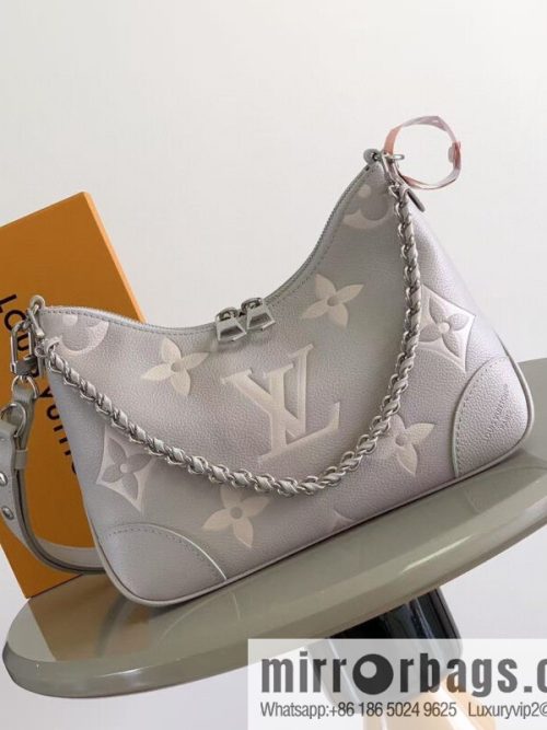 LV M14211 NEW Boulogne