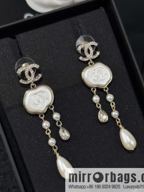 ❗️New ❗️ ☀️ new ☑️ Chanel cloud double c tassel earrings ☀️