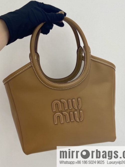 MIUMIU 🎉 new tote bag 🎉 5BA288 🎉🎉 caramel color