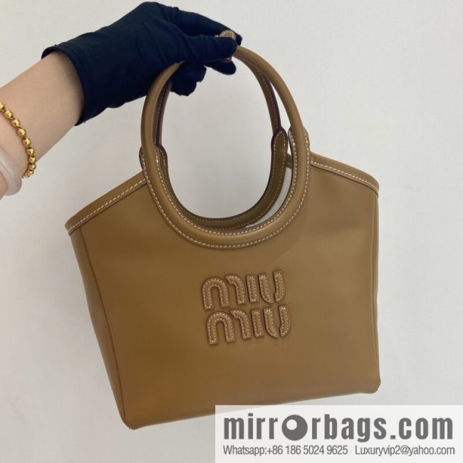 MIUMIU 🎉 new tote bag 🎉 5BA288 🎉🎉 caramel color