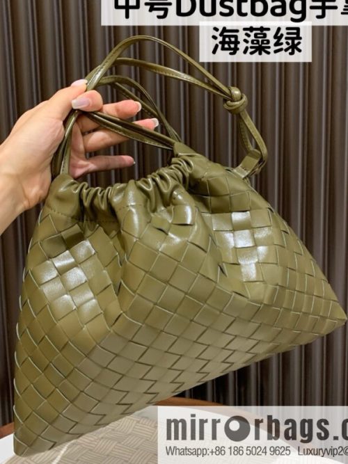 BV medium Dustbag clutch bag 796728 seaweed green